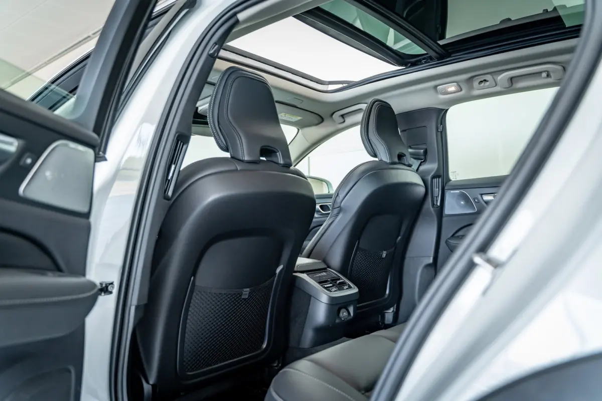 B5 Ultimate Pano-dak | Parkeerverw.| B&W | Trekh. | Nappa massage/ventilatie | 20"