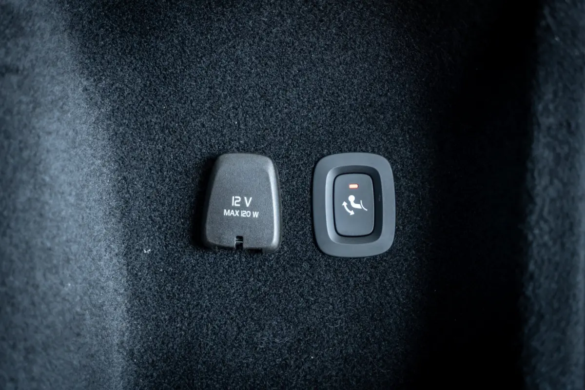 B5 Ultimate Pano-dak | Parkeerverw.| B&W | Trekh. | Nappa massage/ventilatie | 20"