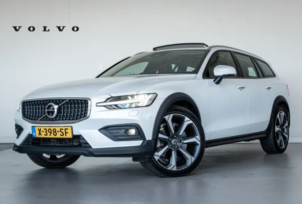 B5 Ultimate Pano-dak | Parkeerverw.| B&W | Trekh. | Nappa massage/ventilatie | 20"