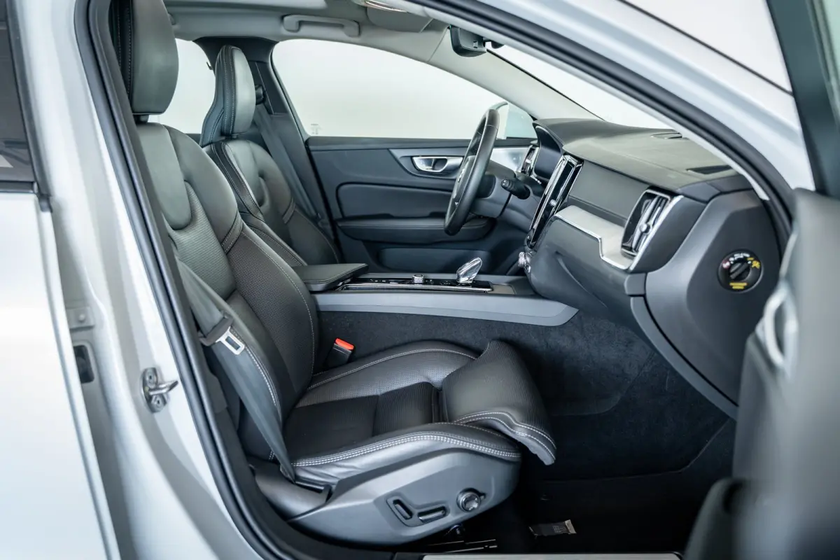B5 Ultimate Pano-dak | Parkeerverw.| B&W | Trekh. | Nappa massage/ventilatie | 20"