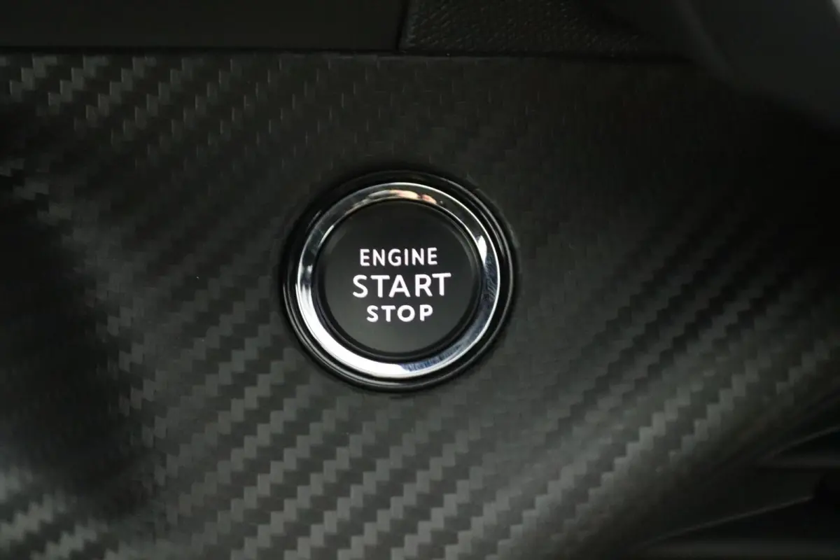 1.2 GT | Camera | Climate-control | 3D Cockpit |