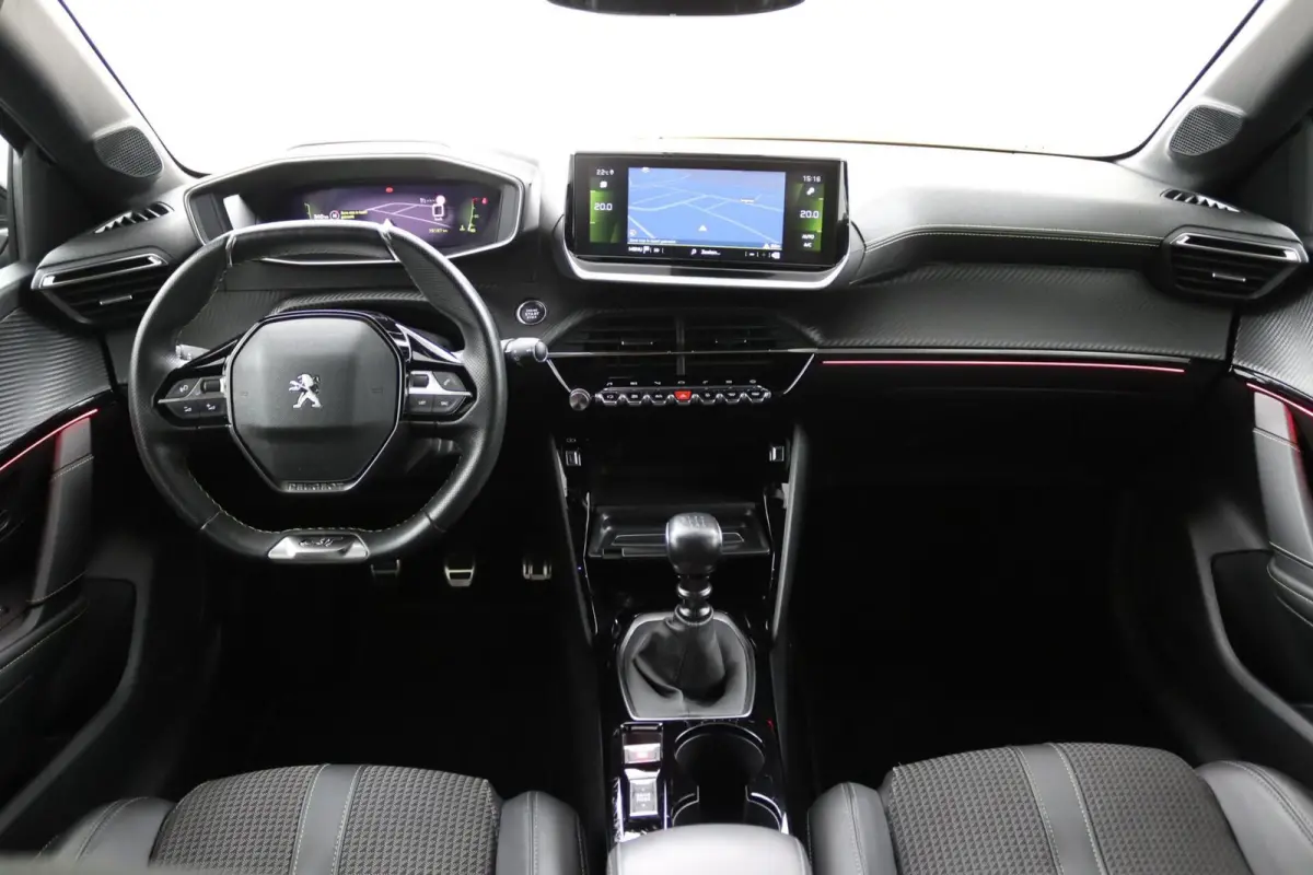 1.2 GT | Camera | Climate-control | 3D Cockpit |