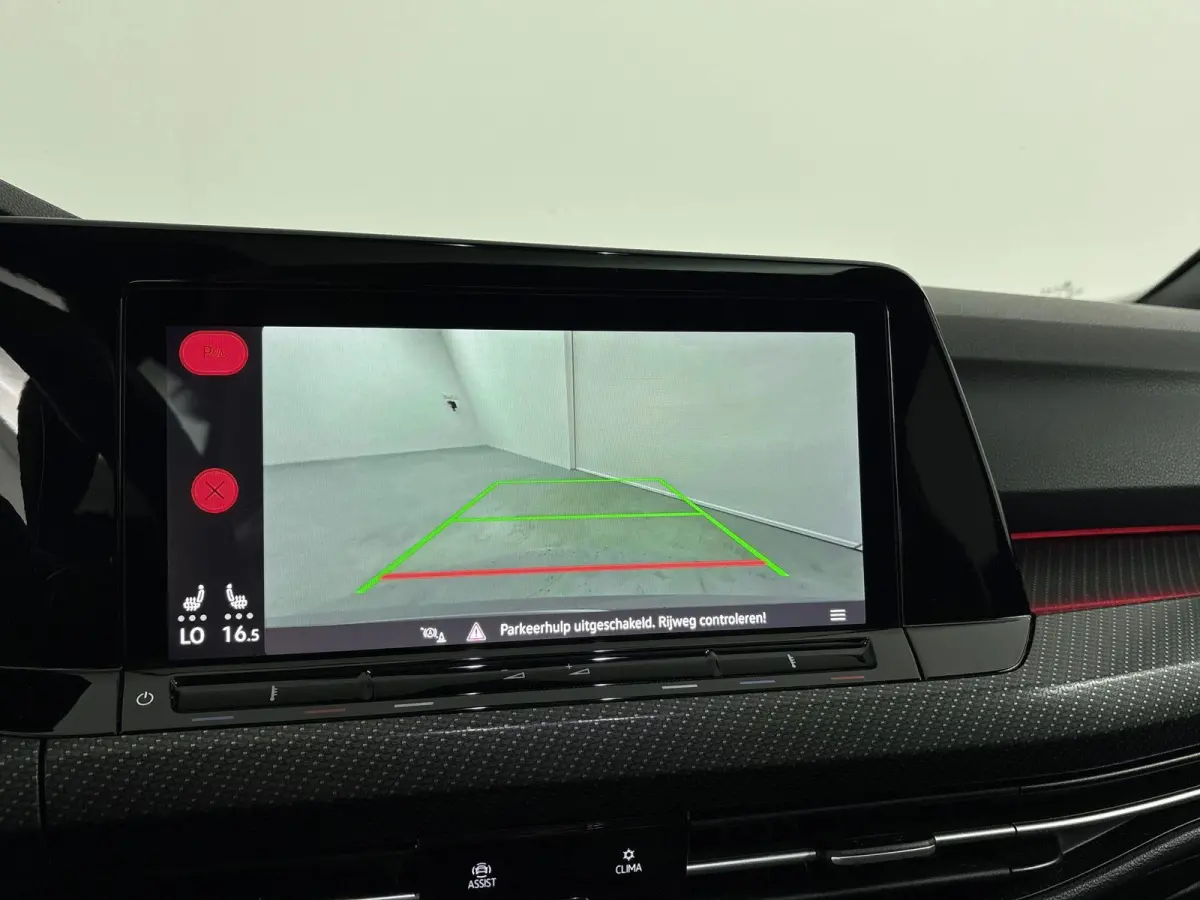 2.0 TSI R-Line Panoramisch Schuif Kanteldak | Stoelverwarming | Stuurwiel Verwarming | Climate Control | Apple Carplay | Android Auto | Bluetooth | Cruise Control Adaptief | Full-LED Koplamp