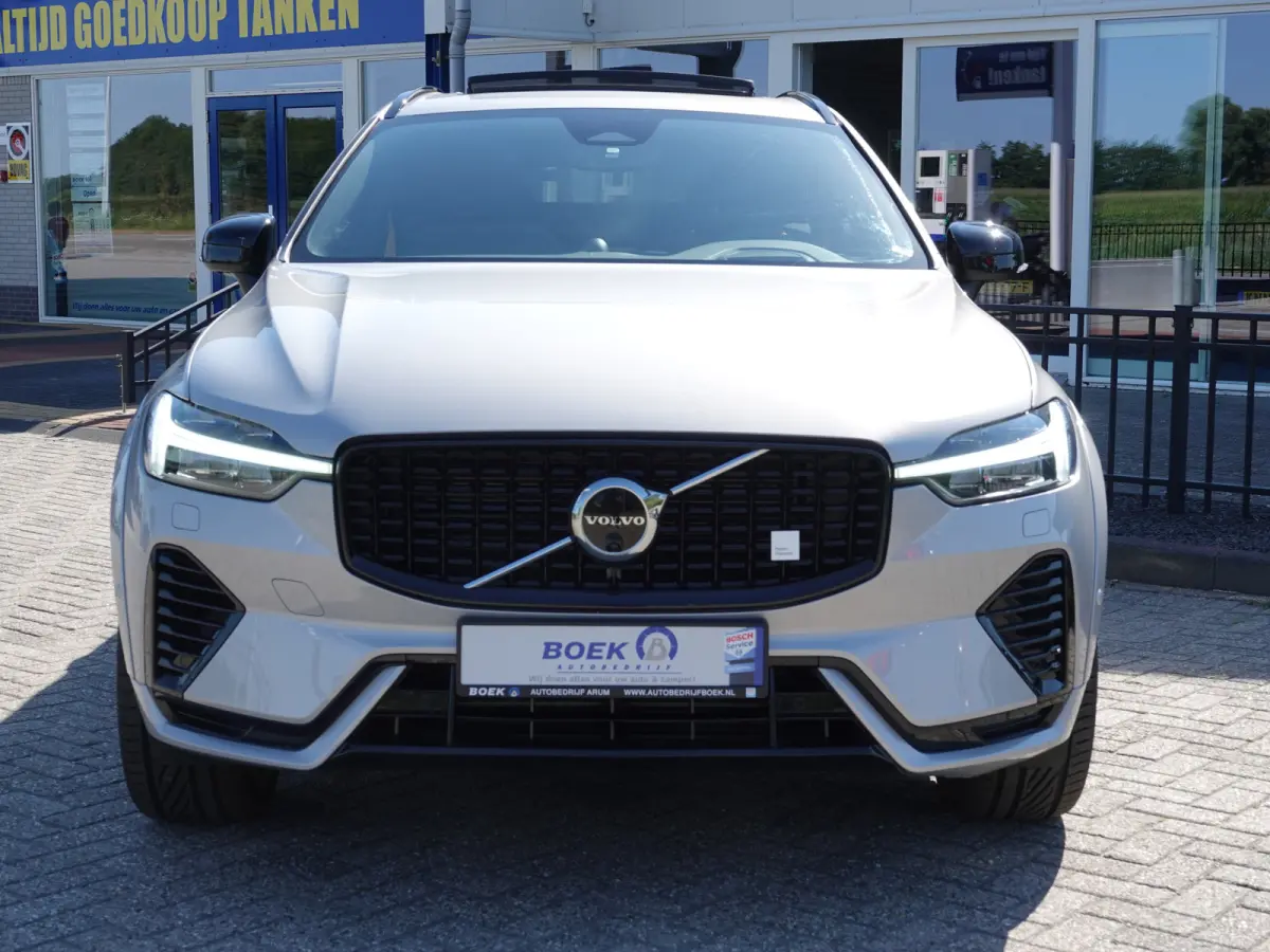 2.0 T8 PHEV AWD Polestar Engineered B&W | ÖHLINS | HUD | PANO | 360° | PILOT | BLIS