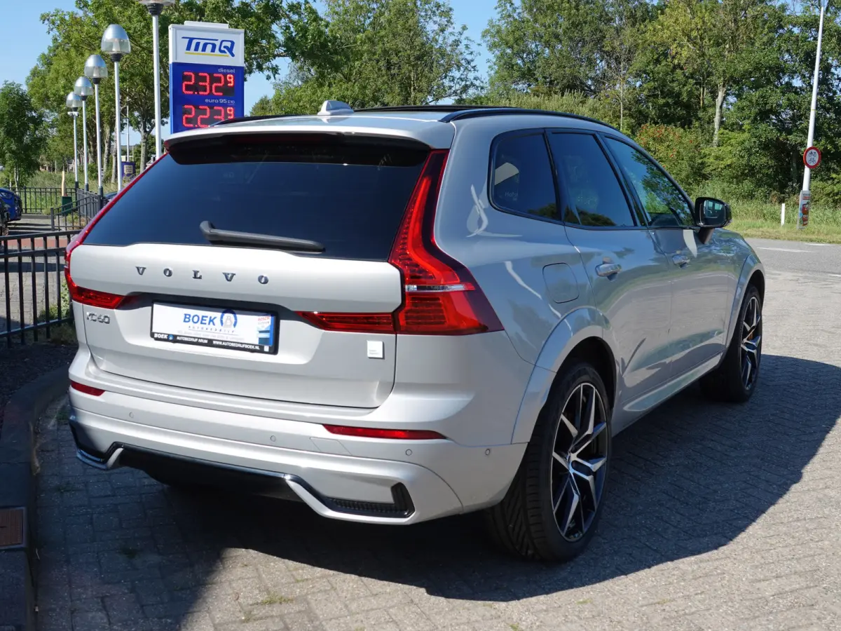 2.0 T8 PHEV AWD Polestar Engineered B&W | ÖHLINS | HUD | PANO | 360° | PILOT | BLIS