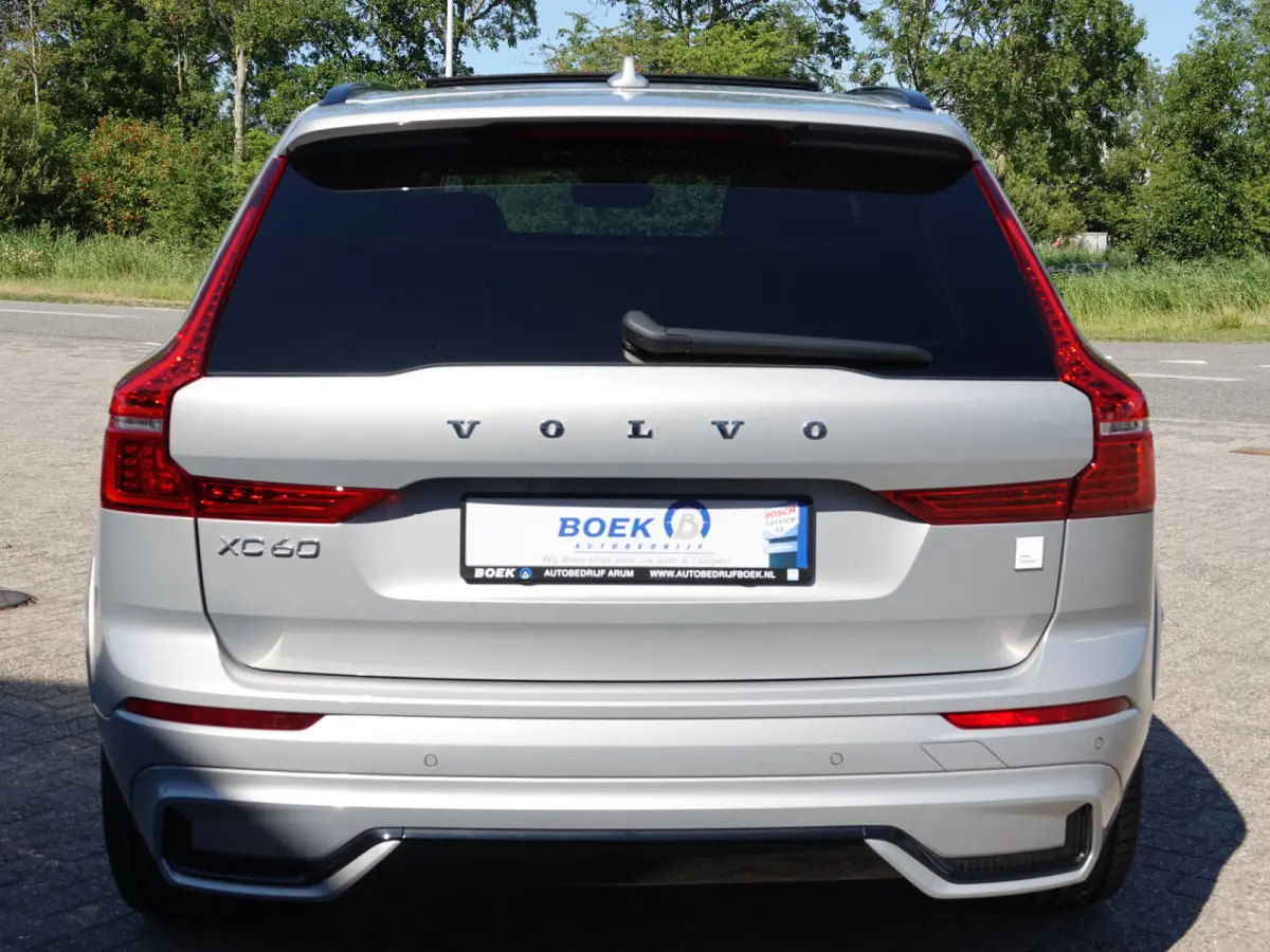 2.0 T8 PHEV AWD Polestar Engineered B&W | ÖHLINS | HUD | PANO | 360° | PILOT | BLIS