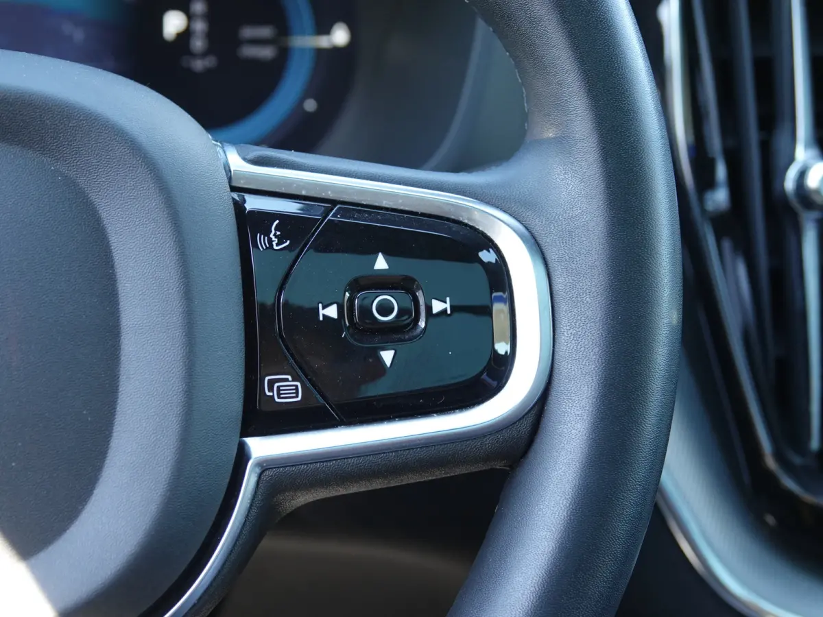 2.0 T8 PHEV AWD Polestar Engineered B&W | ÖHLINS | HUD | PANO | 360° | PILOT | BLIS