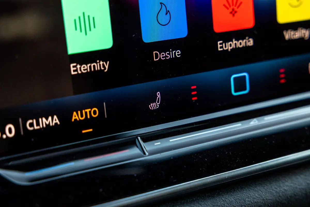 1.5 204pk eHybrid R-Line Edition | Assistentie Pakket Plus | Massage Functie