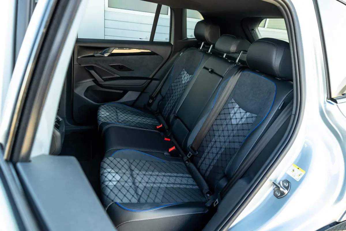 1.5 204pk eHybrid R-Line Edition | Assistentie Pakket Plus | Massage Functie