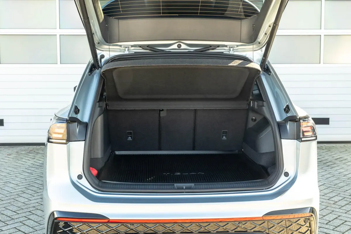 1.5 204pk eHybrid R-Line Edition | Assistentie Pakket Plus | Massage Functie
