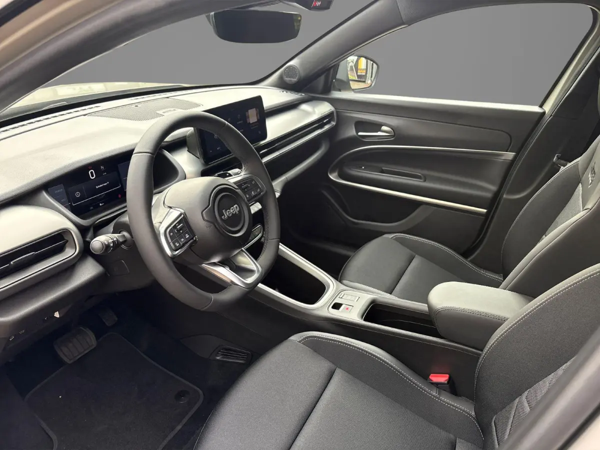 1.2 e-Hybrid Summit | 8 jaar Speciale Garantie | Navigatie | Camera | "LMV 18" | Aktie Auto | Two-Tone lak |