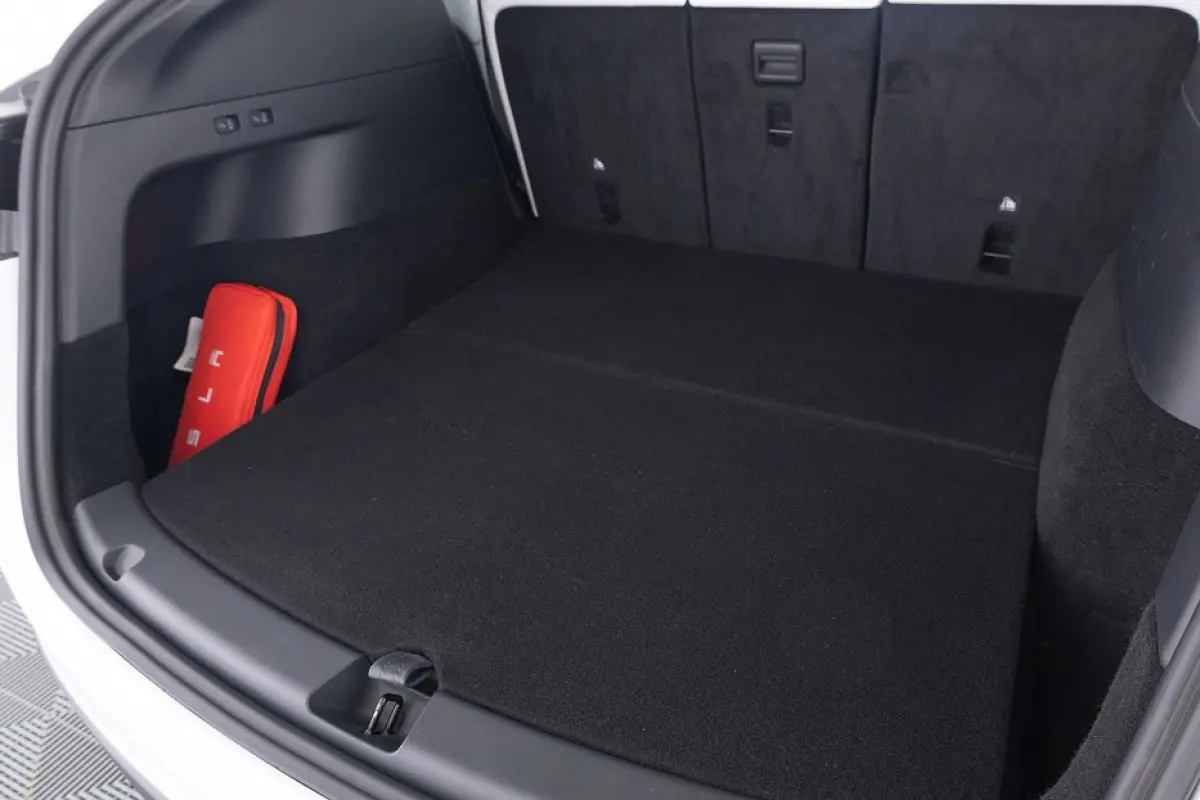 Long Range AWD 75 kWh *SOH 92.4%* PANORAMADAK | Wit LEDER | 20 Inch
