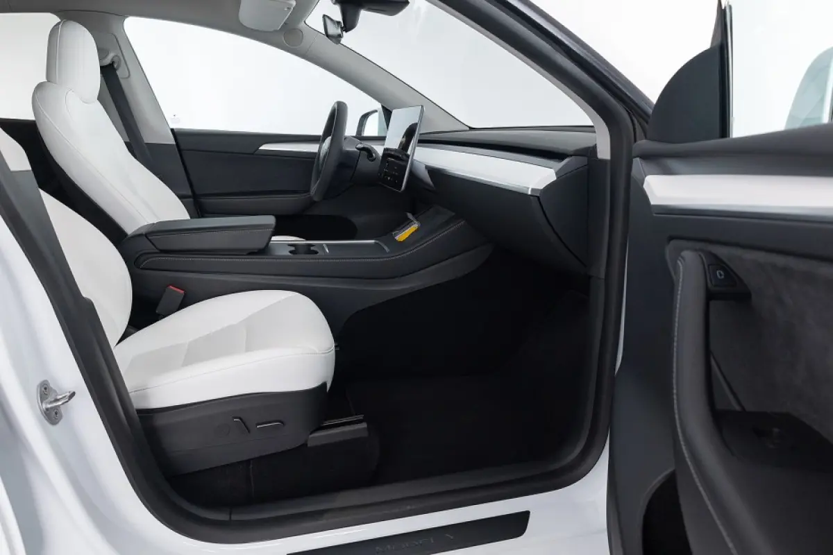 Long Range AWD 75 kWh *SOH 92.4%* PANORAMADAK | Wit LEDER | 20 Inch