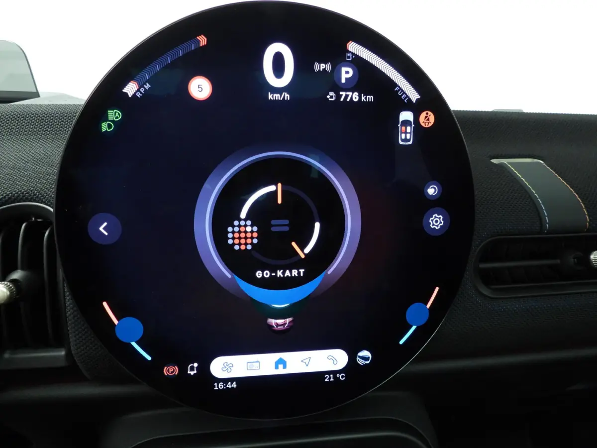 1.5 Cooper C Classic L Harman-Kardon | Head-Up | Stoelverwarming | Panoramadak | Comfort Access | Verwarmd Stuurwiel