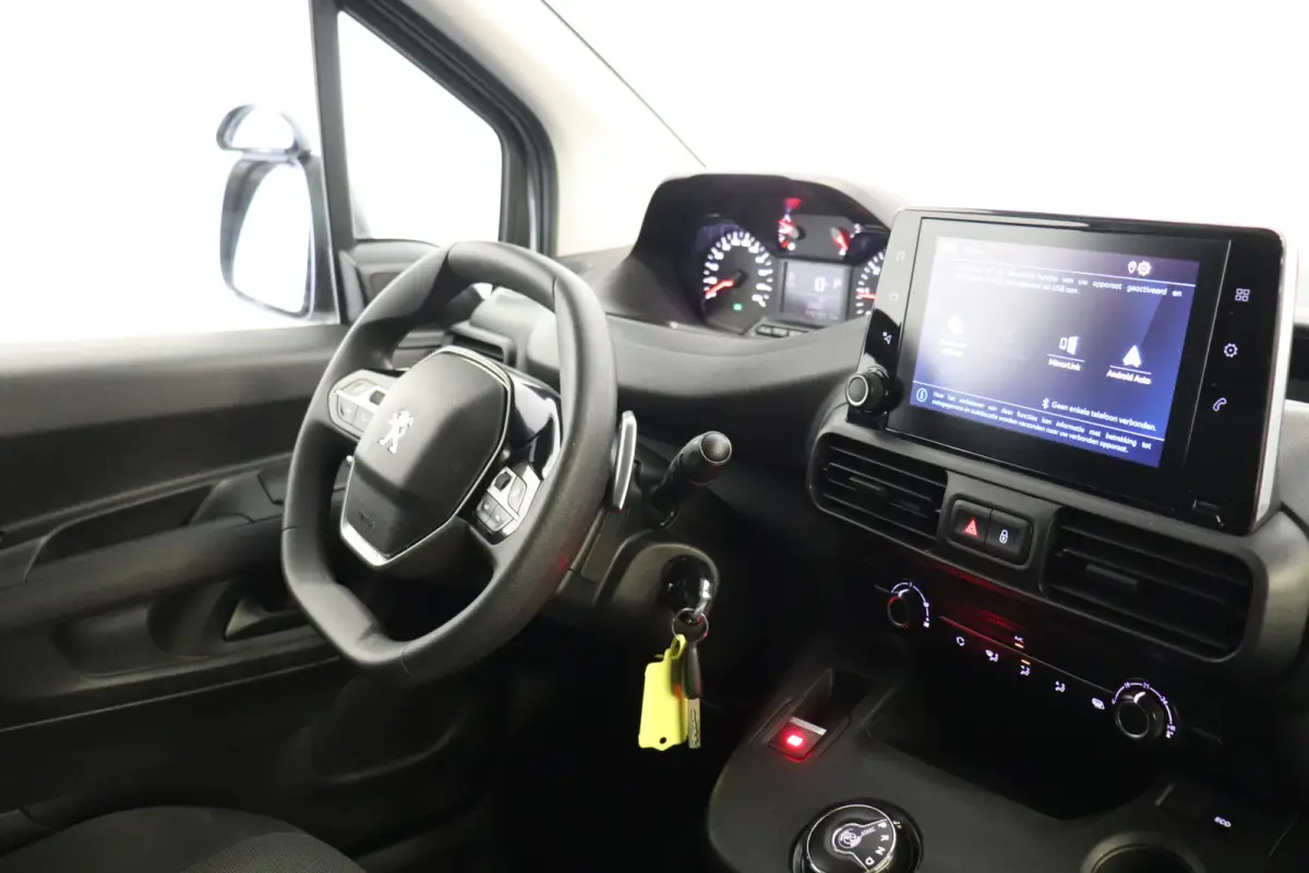 1.5 BlueHDI 130PK Automaat EURO 6 - Airco - Cruise - PDC - €11.900,- Excl.