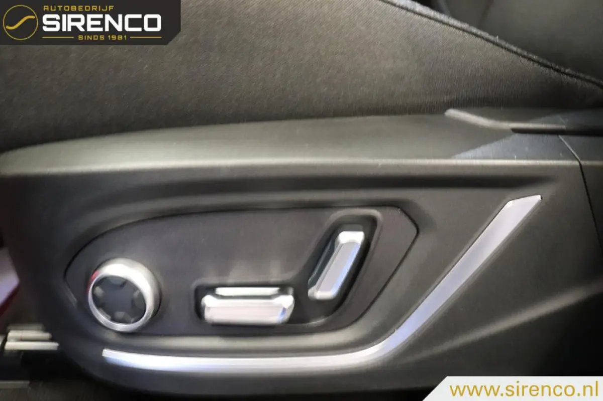 1.5| 360 camera met 3d view | panodak | stoelverwarming | Android auto & Apple carplay |dab | adaptive cruise control | sfeerverlichting |