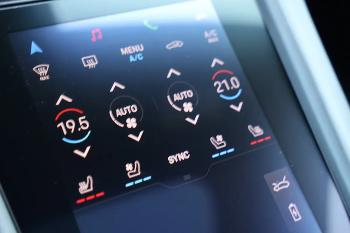 Turbo 93 kWh | burmester | achterasbesturing | head-up | bijrijdersdisplay | carbon | 1e eigenaar