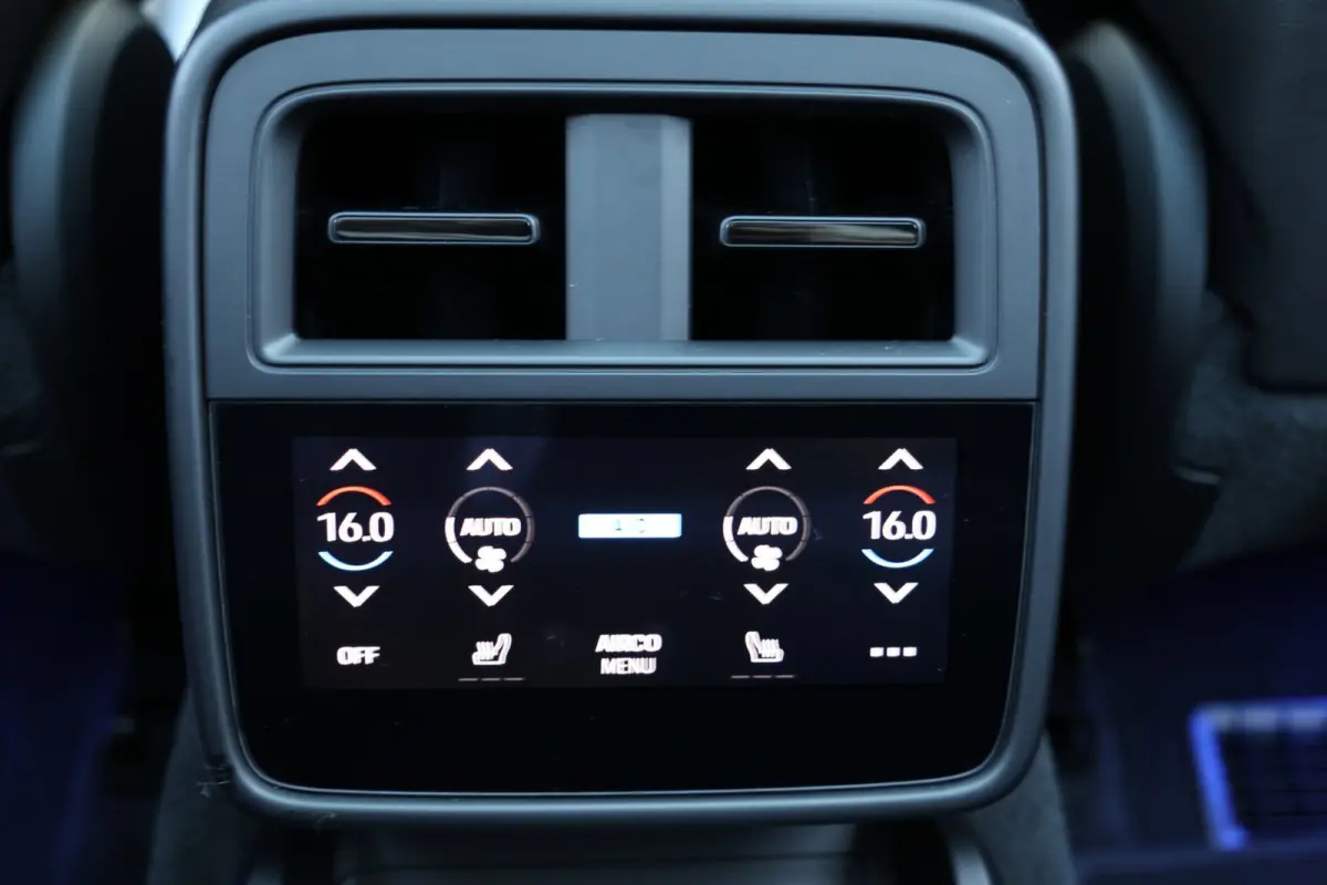 Turbo 93 kWh | burmester | achterasbesturing | head-up | bijrijdersdisplay | carbon | 1e eigenaar