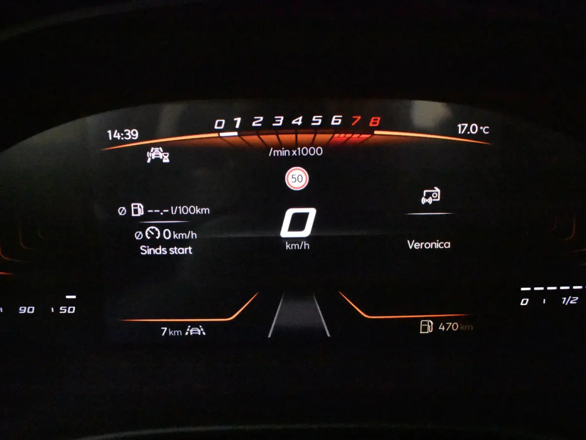 Reference | Cruise Control | Parkeersensoren achter | Rijstrookbehoudassistent (Lane Assist)
