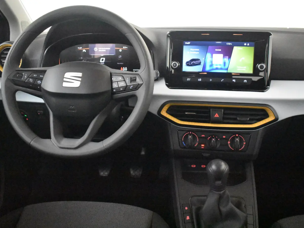 Reference | Cruise Control | Parkeersensoren achter | Rijstrookbehoudassistent (Lane Assist)