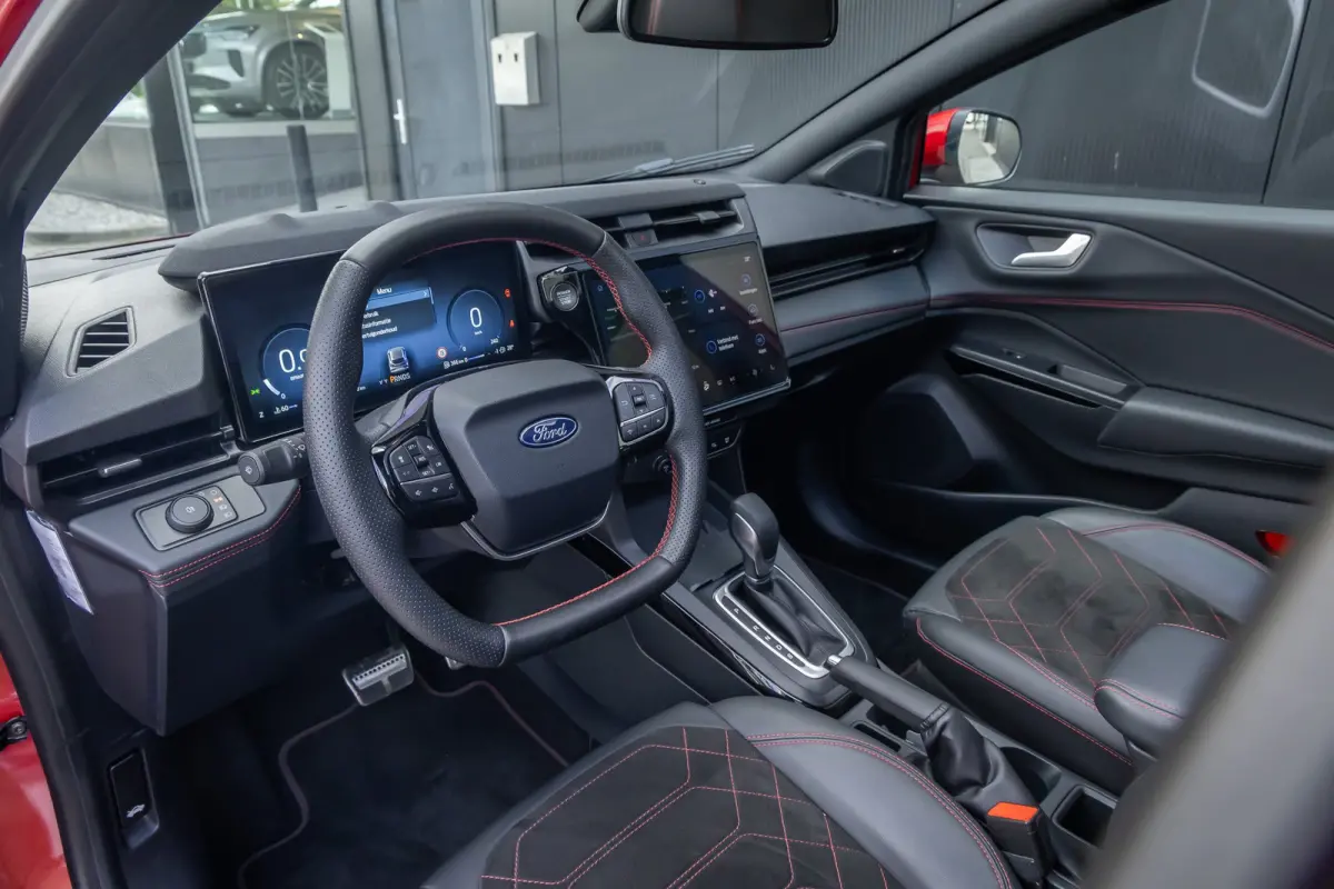 1.0 EcoBoost ST-Line X | PANORAMADAK | MATRIX LED | 19 INCH | ADAPTIVE CRUISE