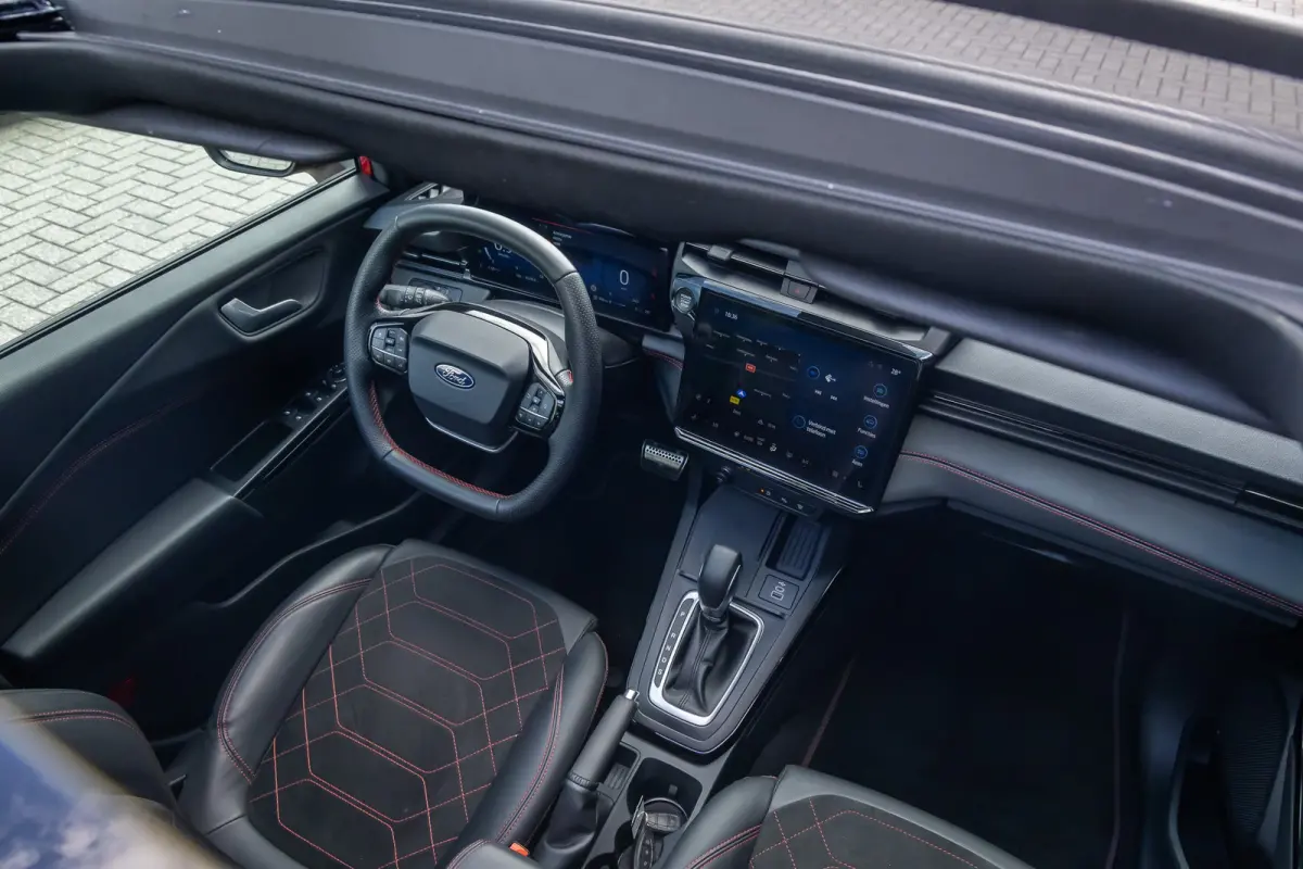 1.0 EcoBoost ST-Line X | PANORAMADAK | MATRIX LED | 19 INCH | ADAPTIVE CRUISE