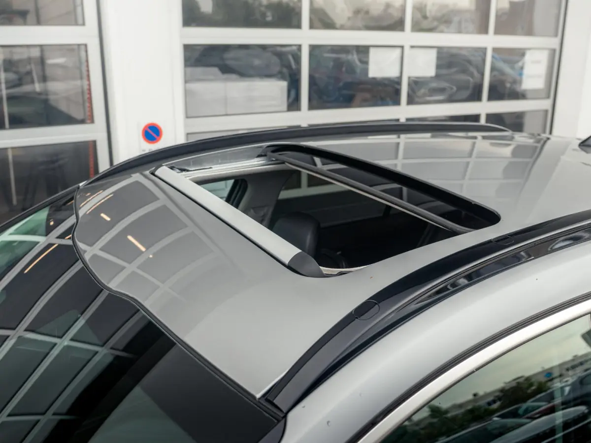 1.6 GDi Hybrid ExecutiveLine | Navi | Clima | Adapt. Cruise | 18" | Leder | Schuif/Kanteldak | Premium Audio | Apple Carplay | Camera | HUD | Stoel&Stuur Verw.