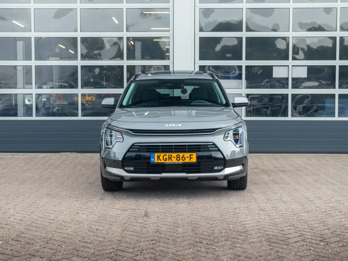 1.6 GDi Hybrid ExecutiveLine | Navi | Clima | Adapt. Cruise | 18" | Leder | Schuif/Kanteldak | Premium Audio | Apple Carplay | Camera | HUD | Stoel&Stuur Verw.