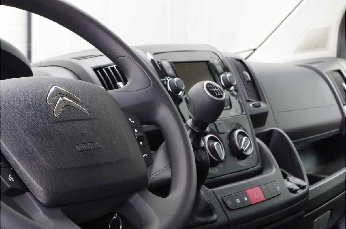 2.2 BlueHDi 140pk L2H2 Zwaar 3.5t > Trekhaak/Camera/Cruise control...