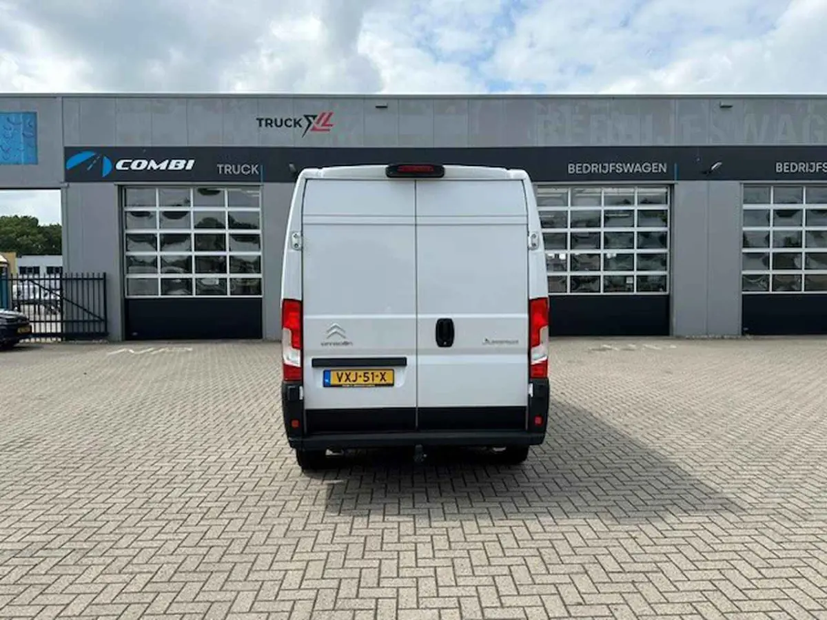 2.2 BlueHDi 140pk L2H2 Zwaar 3.5t > Trekhaak/Camera/Cruise control...