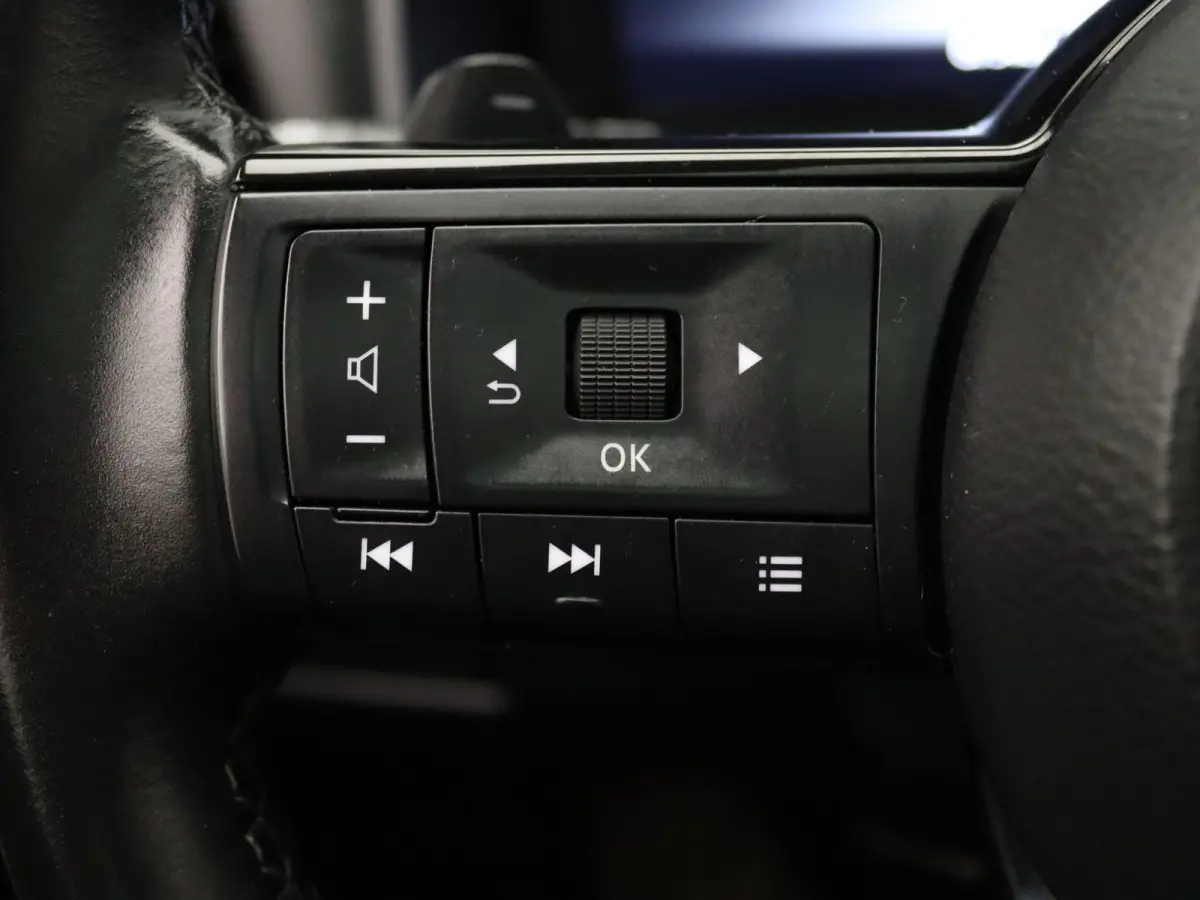 160pk MHEV Xtronic N-Connecta Apple Carplay/Android Auto | Panoramadak