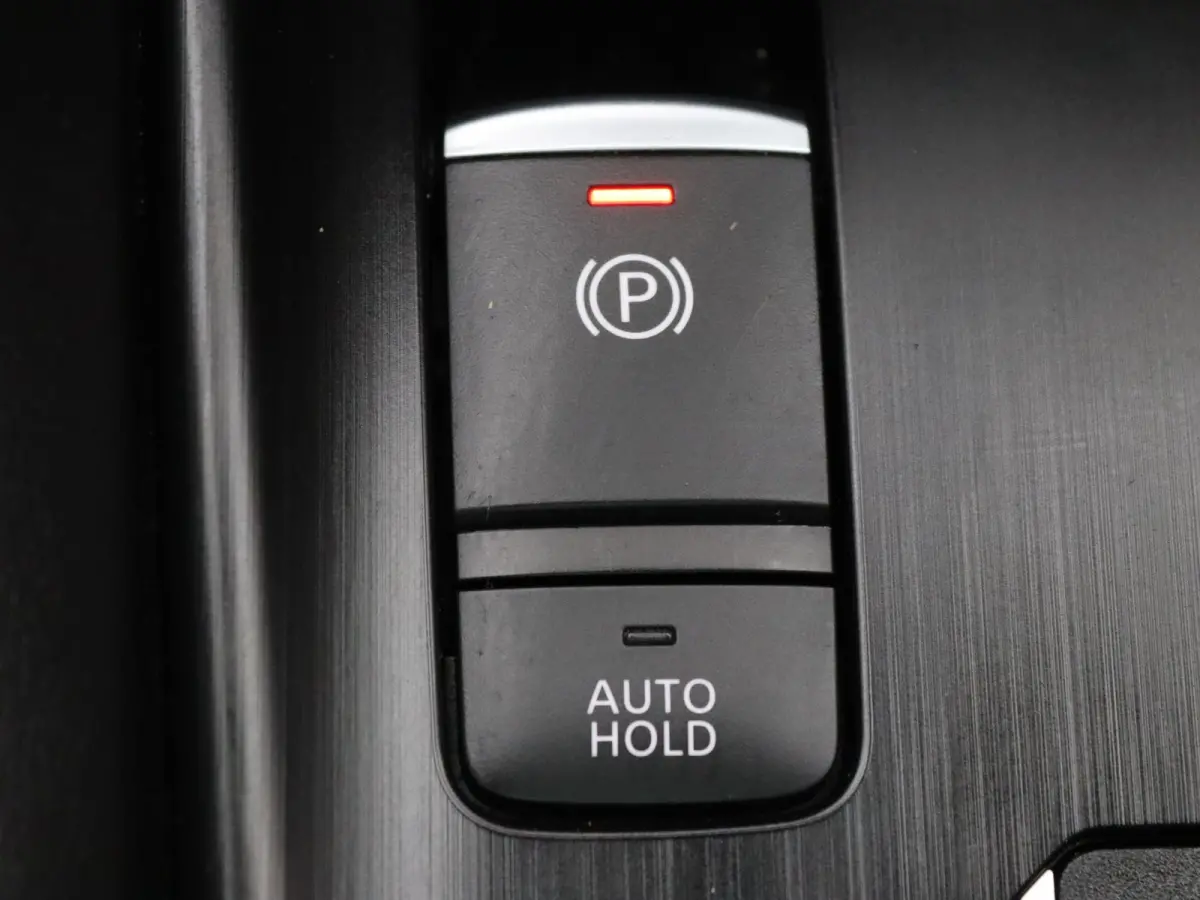 160pk MHEV Xtronic N-Connecta Apple Carplay/Android Auto | Panoramadak
