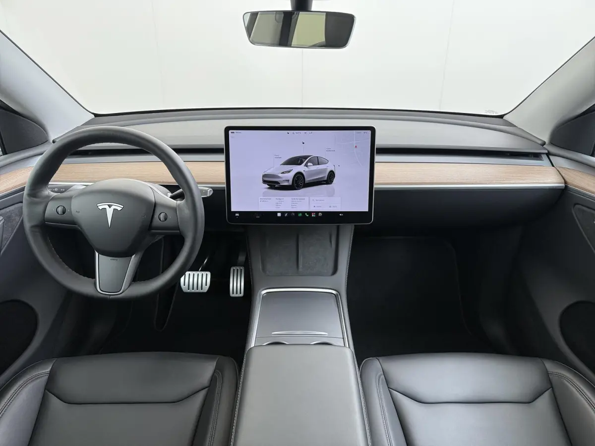 Performance AWD 75 kWh VAN:43.900,- VOOR:40.877,- UW HERFSTVOORDEEL:3.023,- SOH 94% | AFN. TREKHAAK | 21 INCH TURBINE VELGEN | TESLA GARANTIE T/M 01-2028 OF 80.000 KM | ACCU & AANDRIJFLIJN G