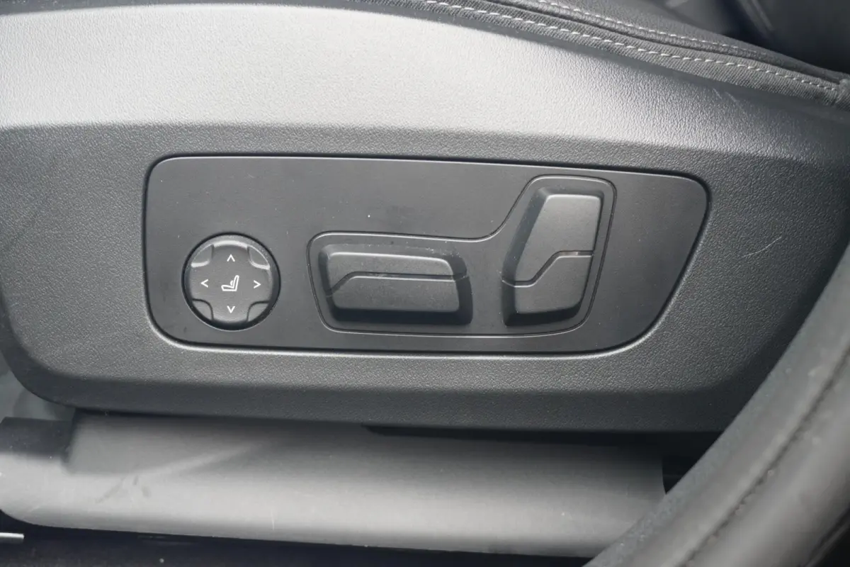 xDrive30 | Head-Up Display | Driving Assistant Plus | Comfort Access | Trekhaak
