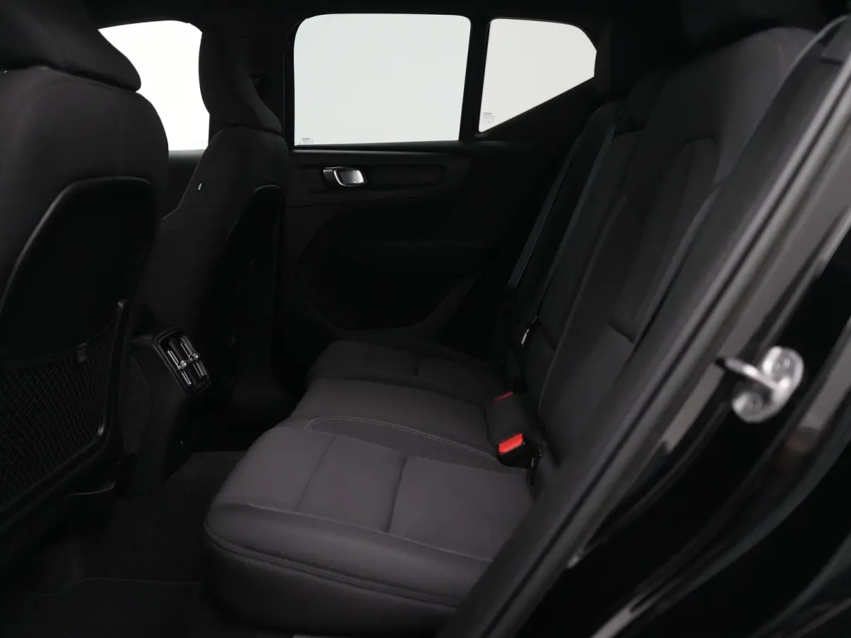 Twin AWD Plus | 408pk | Trekhaak | Warmtepomp | Adaptive Cruise | BLIS | Stoel- & Stuurwielverwarming | Getint glas | All Season