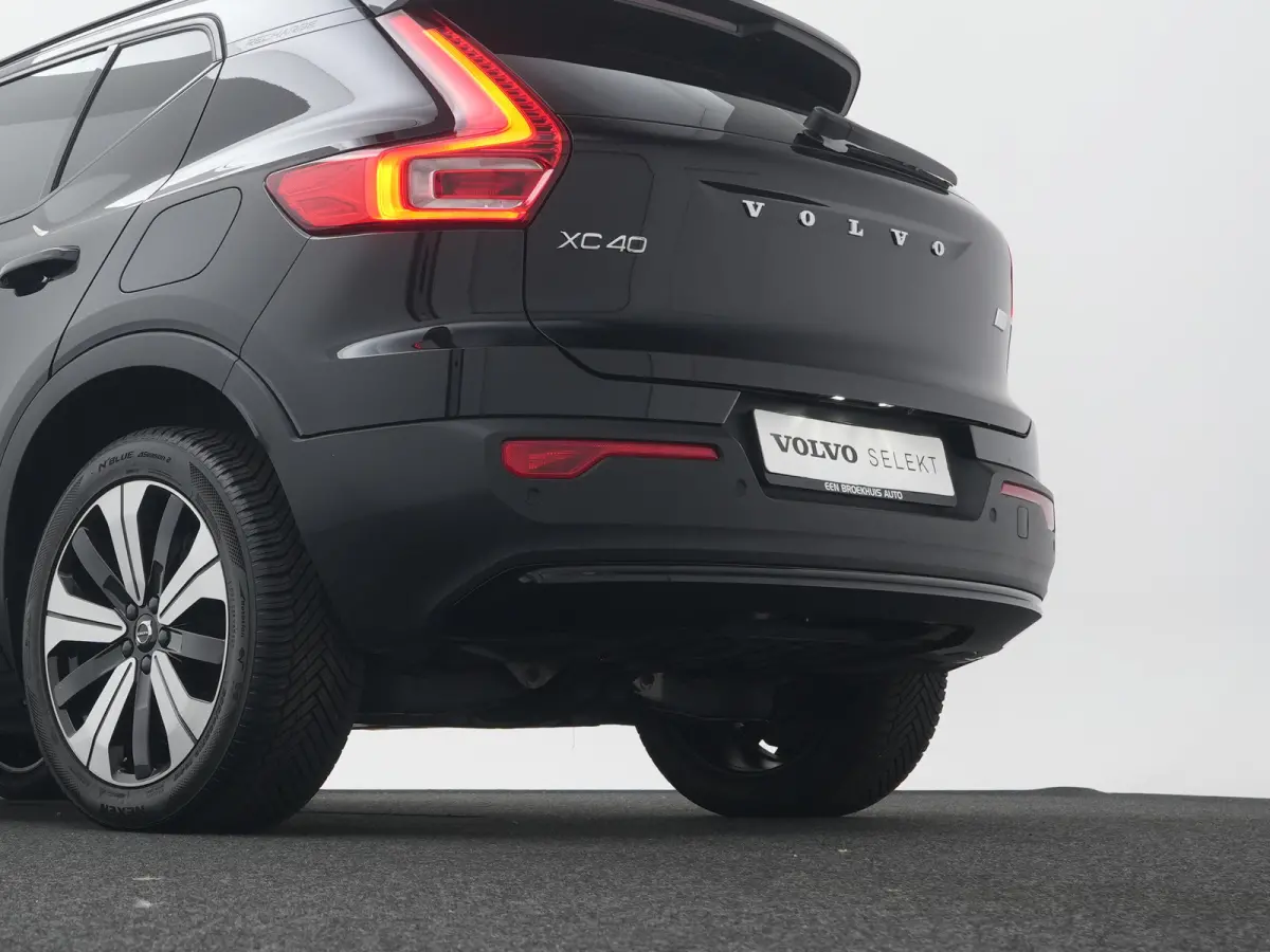 Twin AWD Plus | 408pk | Trekhaak | Warmtepomp | Adaptive Cruise | BLIS | Stoel- & Stuurwielverwarming | Getint glas | All Season