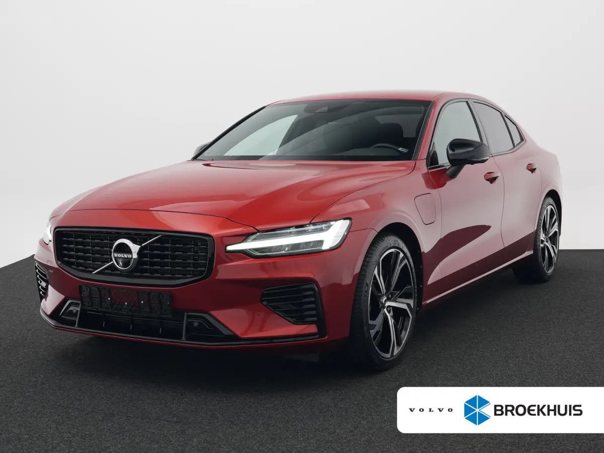 T8 Recharge AWD Plus Dark | Long Range | 455pk | 360° Camera | Privacy Glass | 19" | Elek bestuurderstoel | Keyless