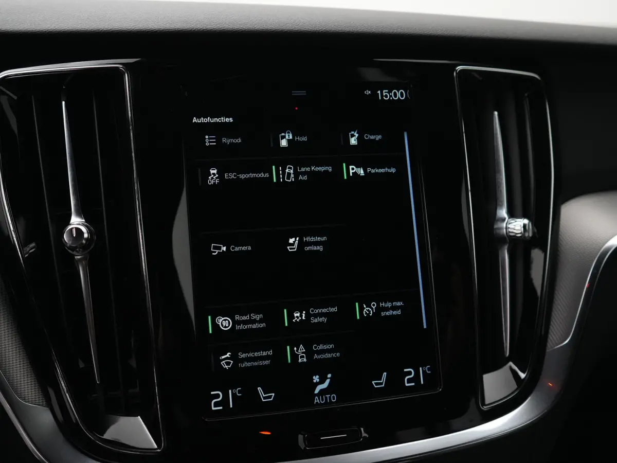 T8 Recharge AWD Plus Dark | Long Range | 455pk | 360° Camera | Privacy Glass | 19" | Elek bestuurderstoel | Keyless