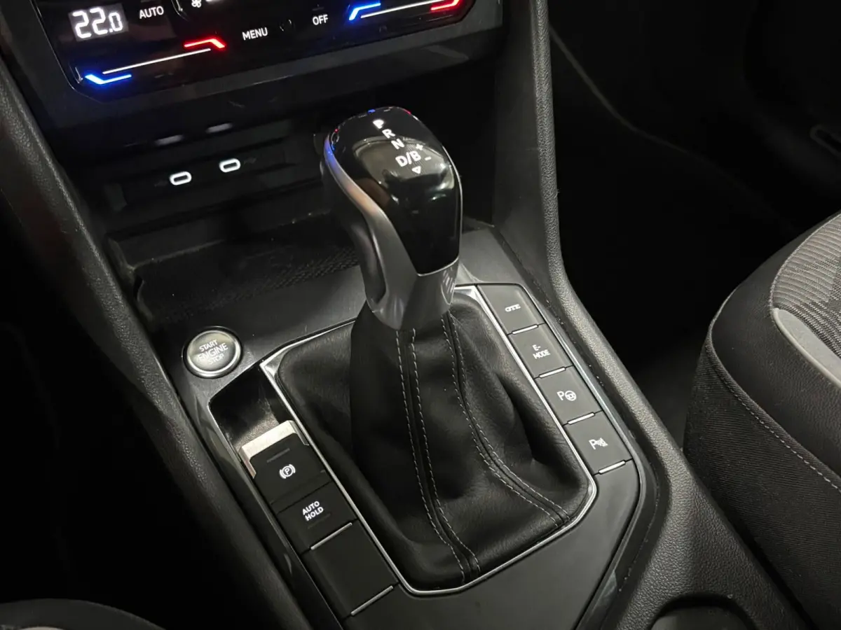 1.4 TSI eHybrid R-Line Business+ - Pano - ACC