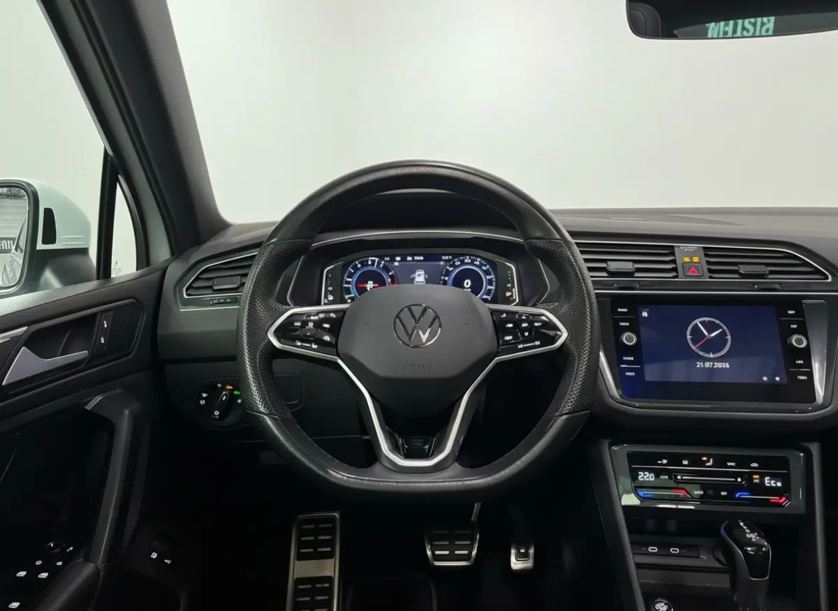 1.4 TSI eHybrid R-Line Business+ - Pano - ACC