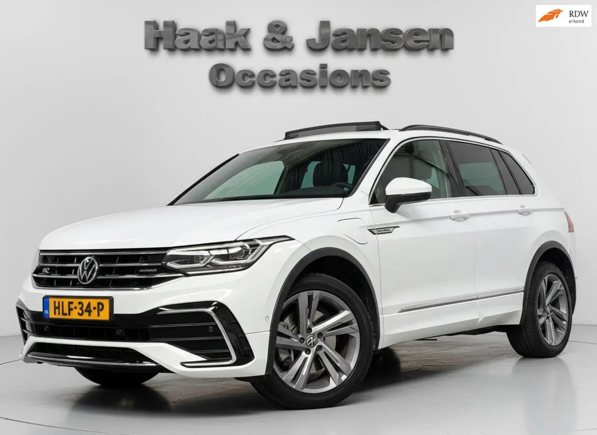 1.4 TSI eHybrid R-Line Business+ - Pano - ACC