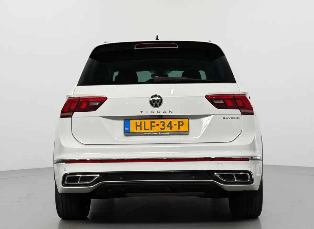 1.4 TSI eHybrid R-Line Business+ - Pano - ACC