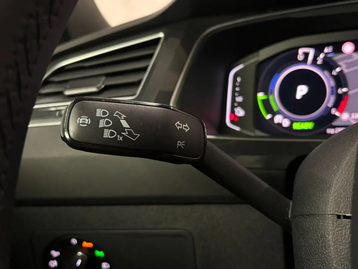 1.4 TSI eHybrid R-Line Business+ - Pano - ACC