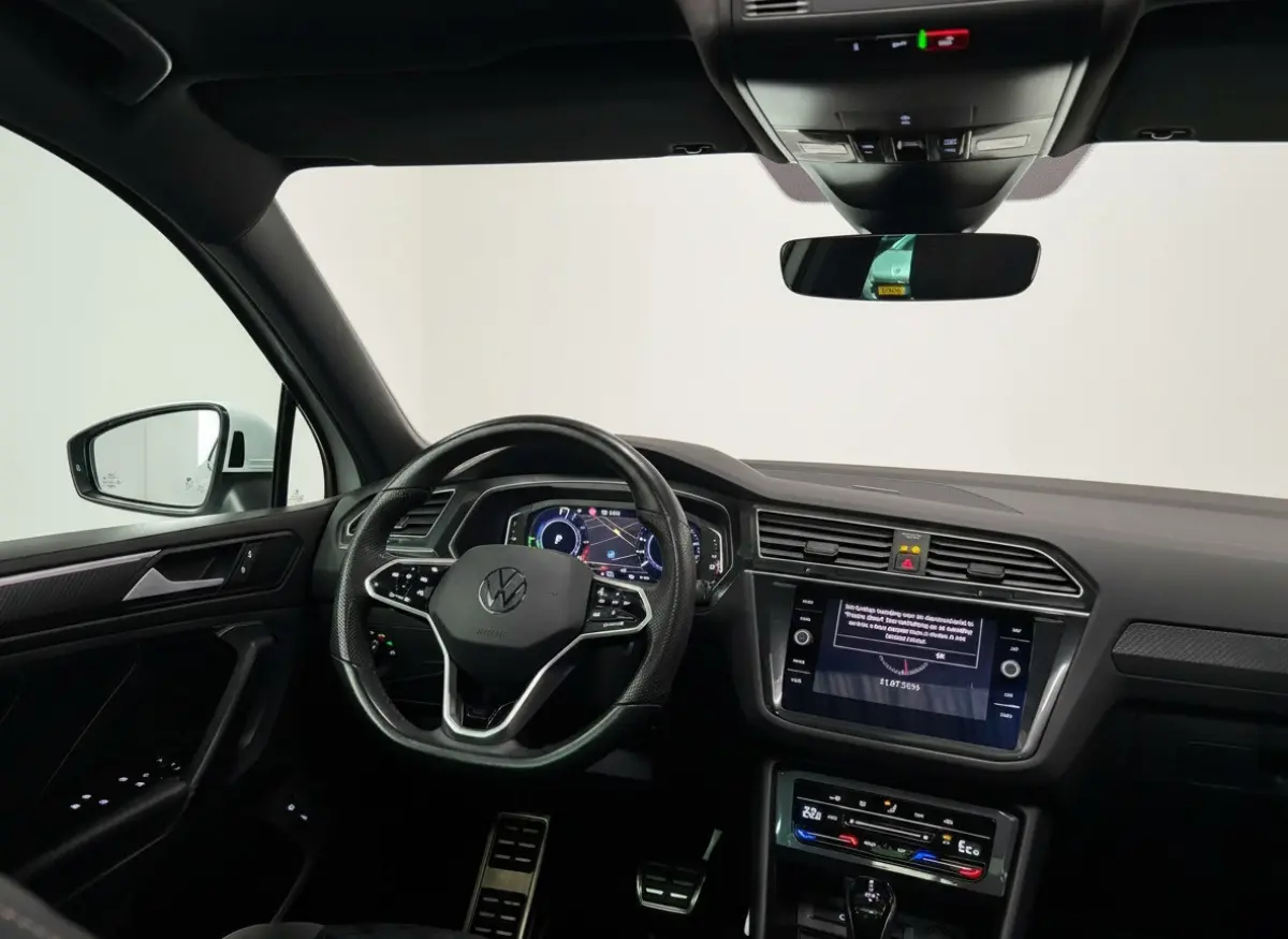 1.4 TSI eHybrid R-Line Business+ - Pano - ACC