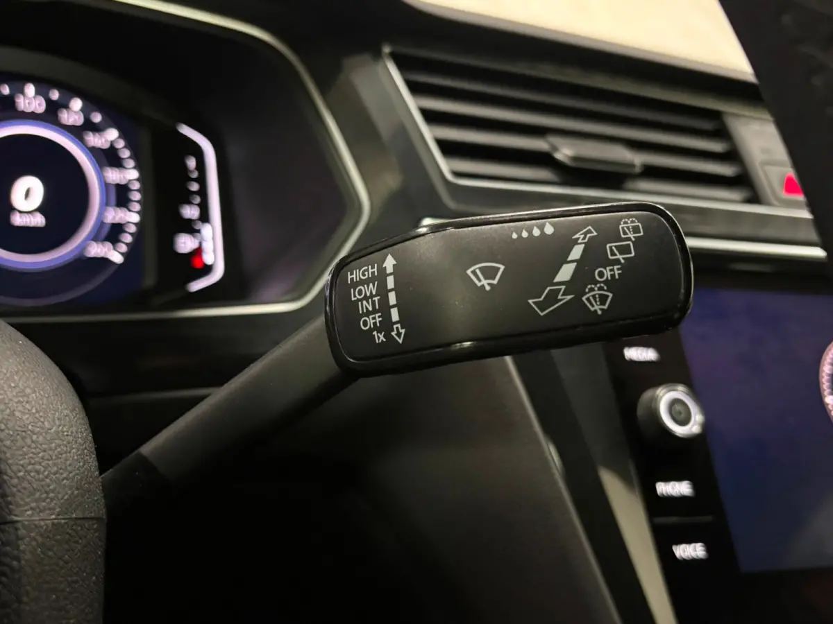 1.4 TSI eHybrid R-Line Business+ - Pano - ACC