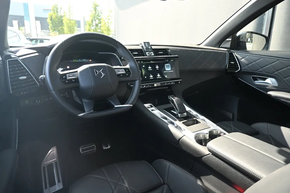1.6 PHEV 300 4x4 Pallas | Schuif-/Kanteldak | Vol-Leder | Navigatie | Achteruitrijcamera | Elektr. Stoelen | Stoel/Stuurverwarming | !!