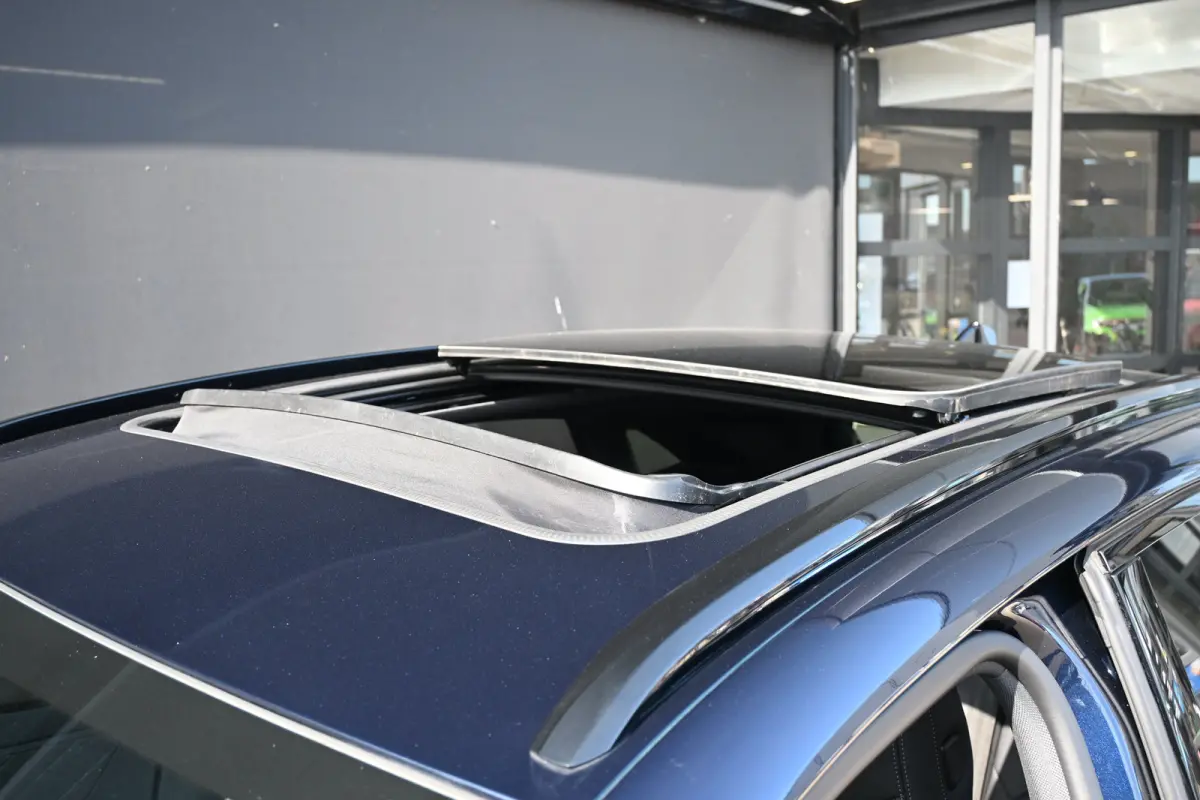 1.6 PHEV 300 4x4 Pallas | Schuif-/Kanteldak | Vol-Leder | Navigatie | Achteruitrijcamera | Elektr. Stoelen | Stoel/Stuurverwarming | !!