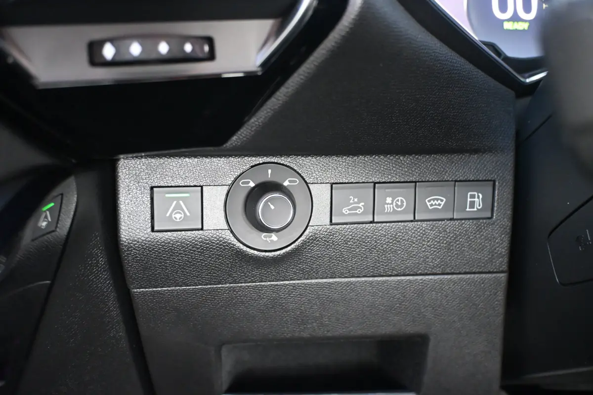 1.6 PHEV 300 4x4 Pallas | Schuif-/Kanteldak | Vol-Leder | Navigatie | Achteruitrijcamera | Elektr. Stoelen | Stoel/Stuurverwarming | !!