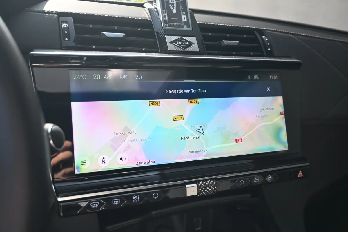 1.6 PHEV 300 4x4 Pallas | Schuif-/Kanteldak | Vol-Leder | Navigatie | Achteruitrijcamera | Elektr. Stoelen | Stoel/Stuurverwarming | !!