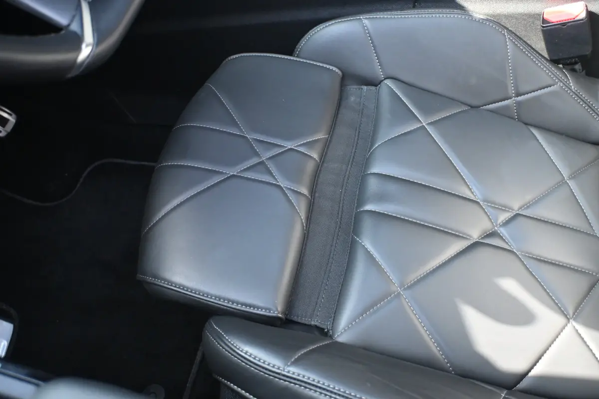 1.6 PHEV 300 4x4 Pallas | Schuif-/Kanteldak | Vol-Leder | Navigatie | Achteruitrijcamera | Elektr. Stoelen | Stoel/Stuurverwarming | !!